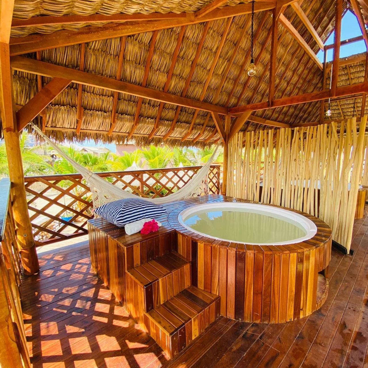 Leao Beach Pousada Луиш Корея Екстериор снимка