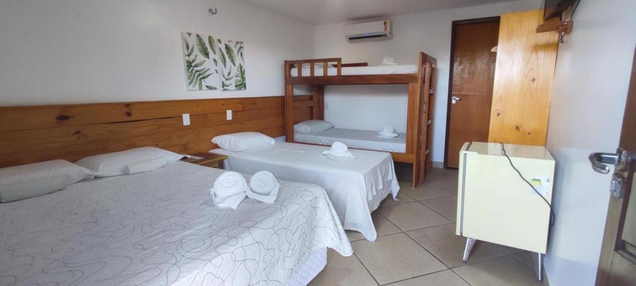 Leao Beach Pousada Луиш Корея Екстериор снимка
