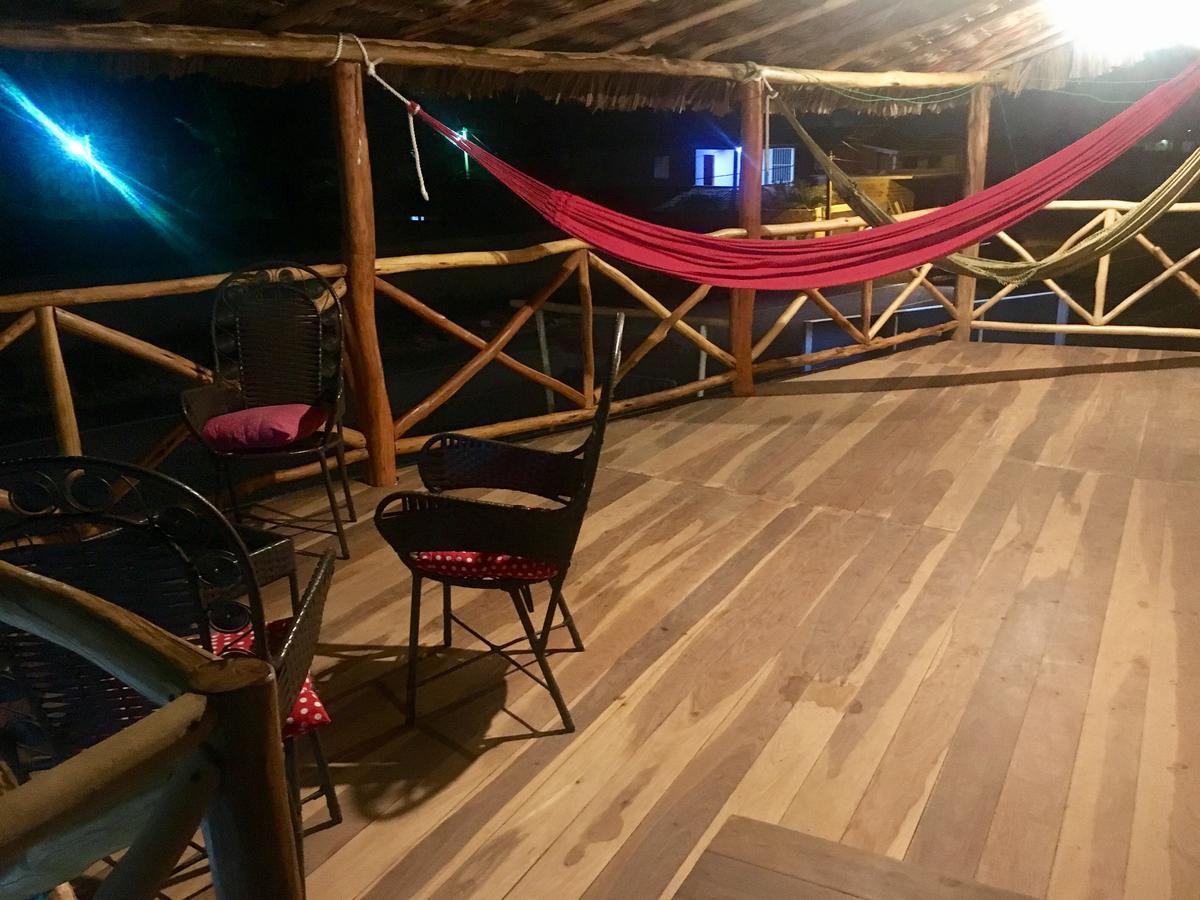 Leao Beach Pousada Луиш Корея Екстериор снимка