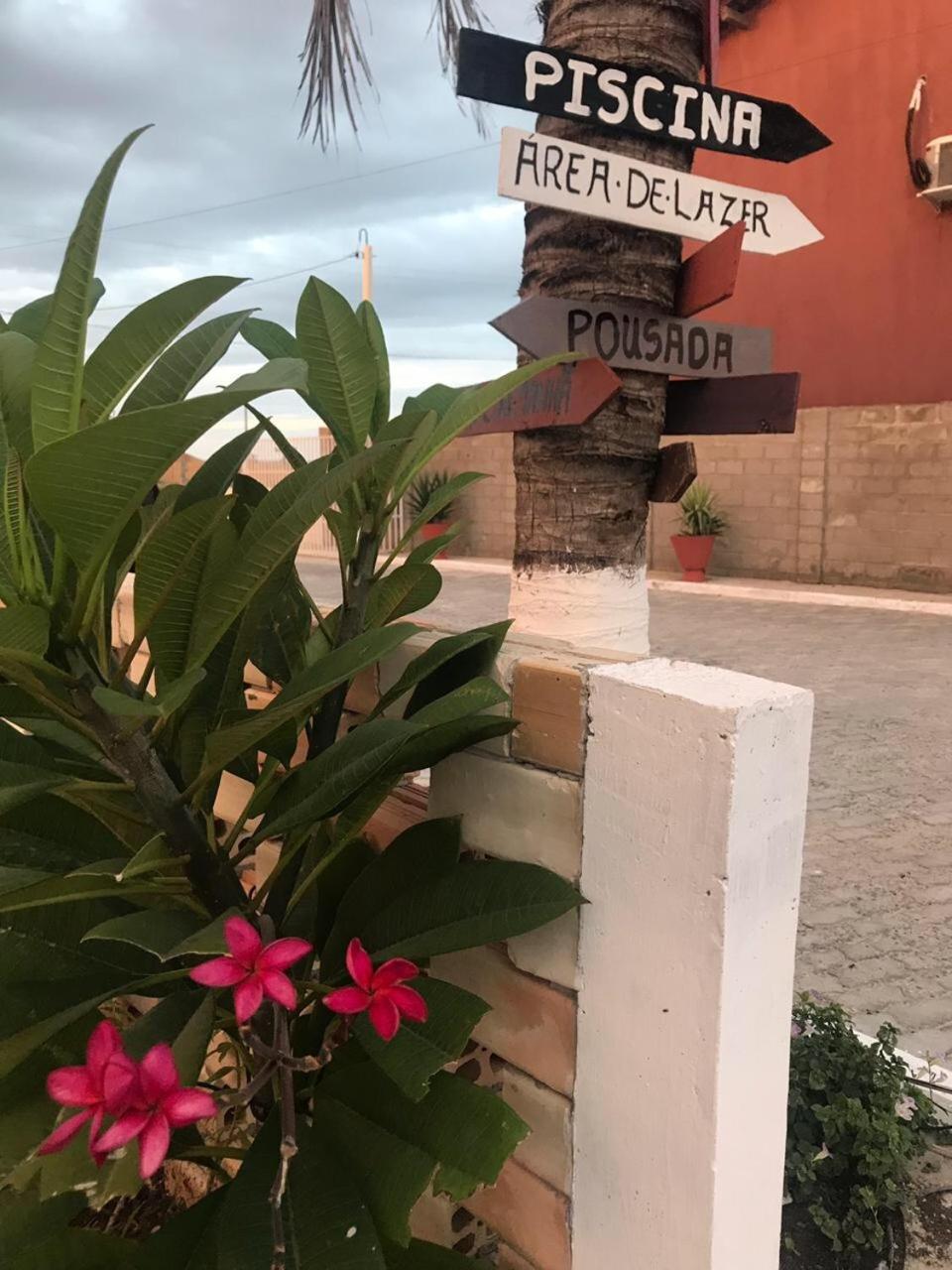 Leao Beach Pousada Луиш Корея Екстериор снимка